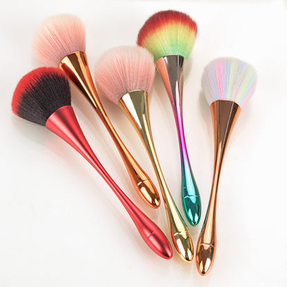 Elegant Sculpted Makeup Brush